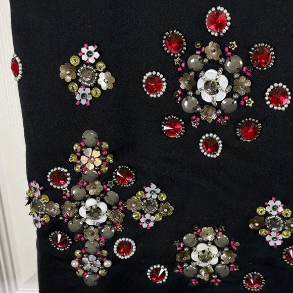 WH/BM Embellished Black Skirt Sz 4 - Picture 2 of 15